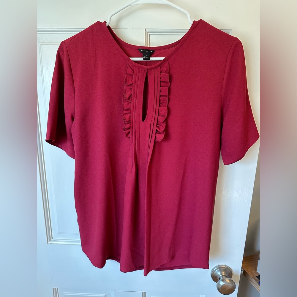 Anne Taylor raspberry color blouse size S